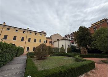 LOFT IN CONTESTO DI PREGIO