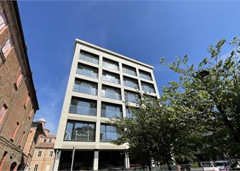 PORTA RENO LIVING- APPARTAMENTO CON TERRAZZA