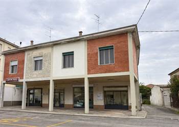 SAN MARTINO - IMMOBILE IN FASE DI RISTRUTTURAZIONE