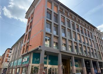 PORTA RENO - APPARTAMENTO RISTRUTTURATO A NUOVO